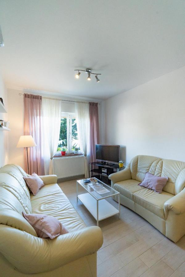 Apartman Ana Novi Vinodolski Exterior foto